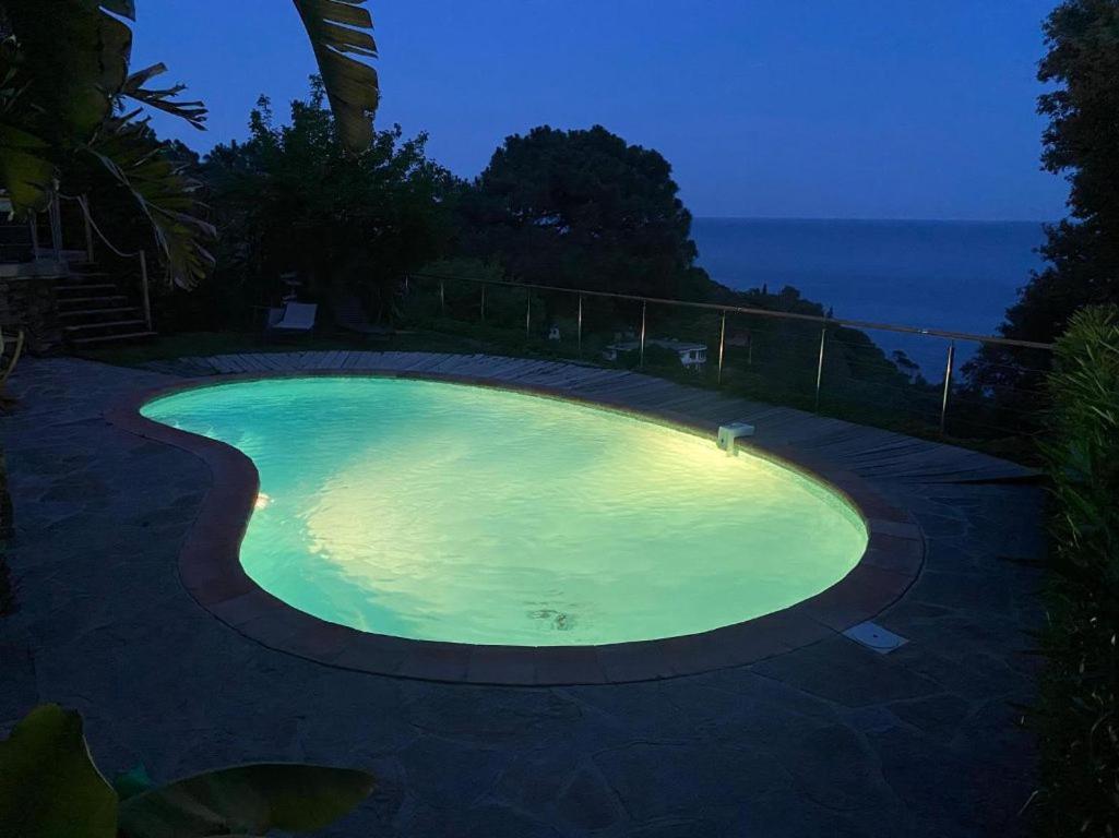 Villa Les Alizes Le Le Rayol-Canadel-sur-Mer Buitenkant foto